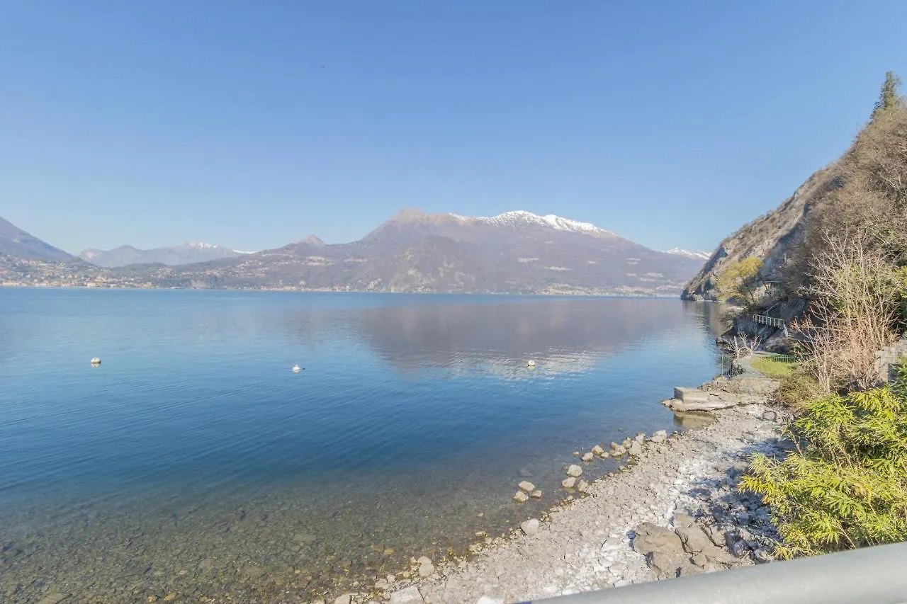 Varenna Beach Perledo Italia