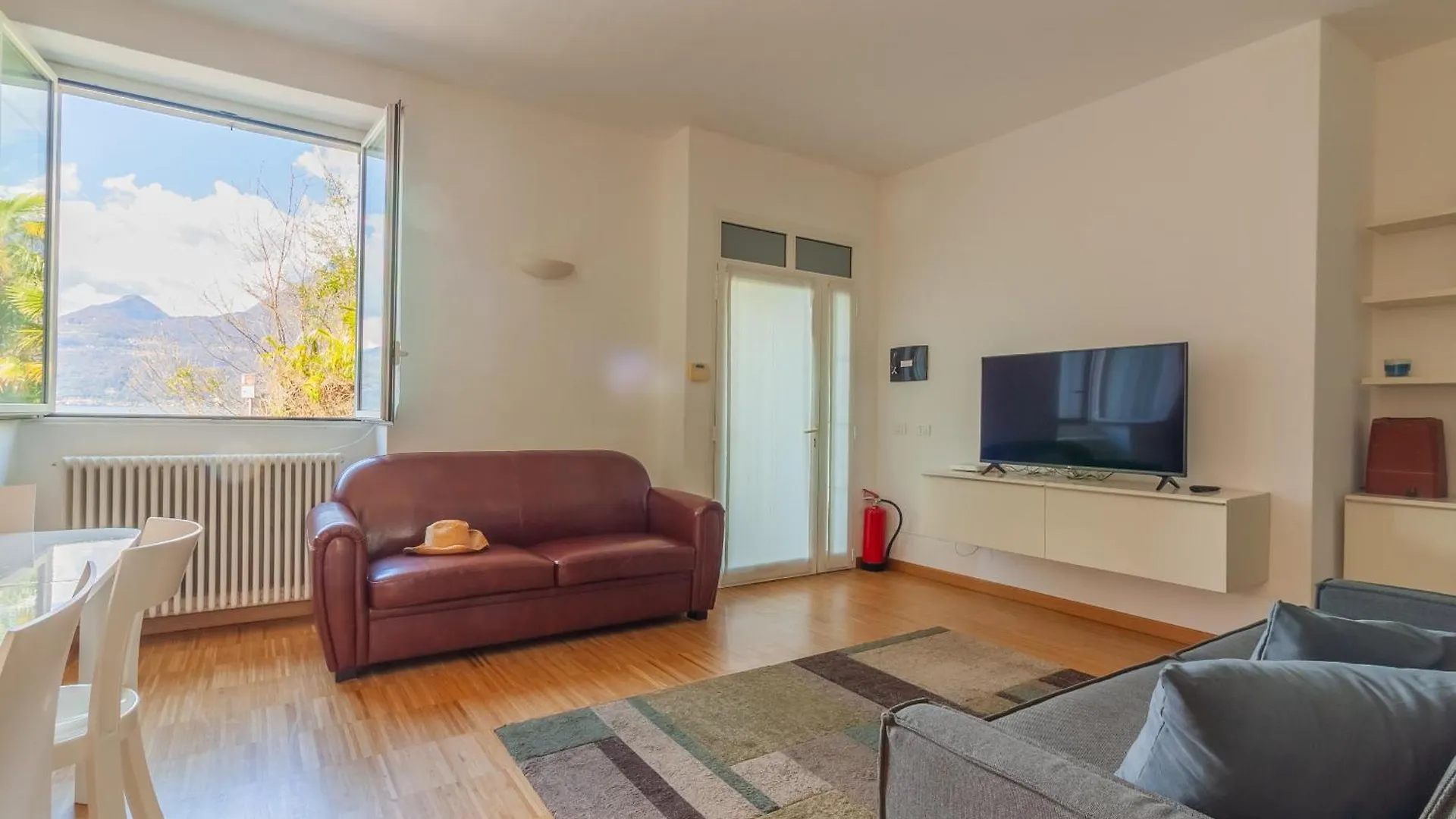 Varenna Beach Perledo Apartamento